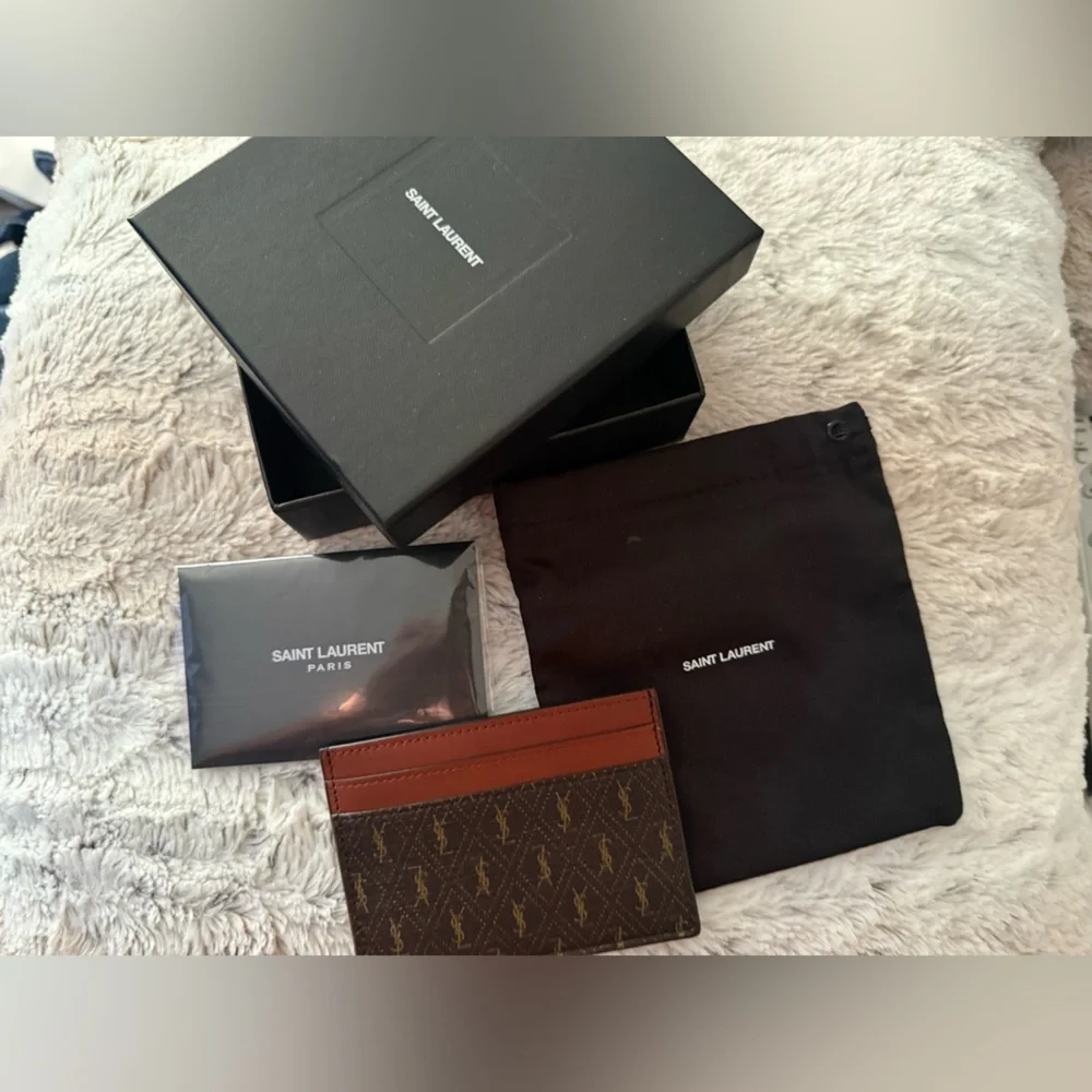 ❤️‍🔥 NIB Saint Laurent Canvas Card Holder-Unisex - Picture 6 of 7